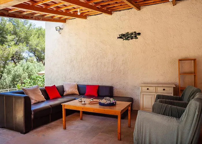 La Maison Mediterraneenne *